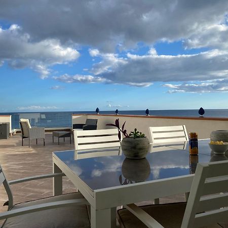Beach Penthouse Marisol 2Floors, Central Letojanni Extérieur photo